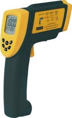 Termómetro infrarrojo digital amarillo y negro con pantalla LCD y botones para medición de temperatura