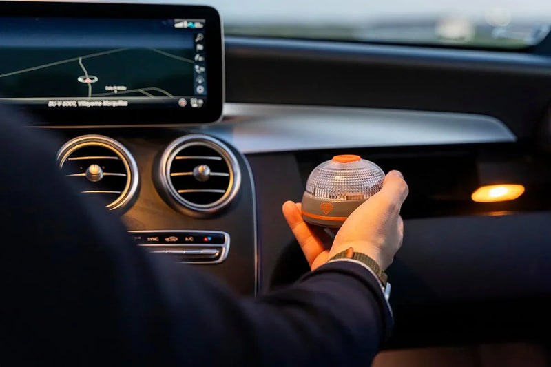 Pack 4 Balizas V16 Homologadas DGT conectadas hasta 2040